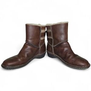 UGG Australia Lillie Brown Leather Shearling Boots Size 7 Good Used Condition